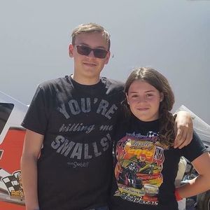 Meet your Posher, Joni